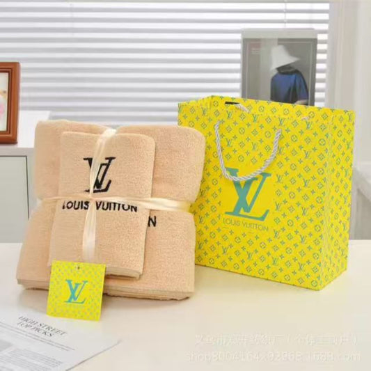 LV Bath Towel 2N1 Set