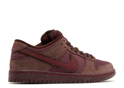 Nike SB Dunk Low City Of Love Burgundy Crush