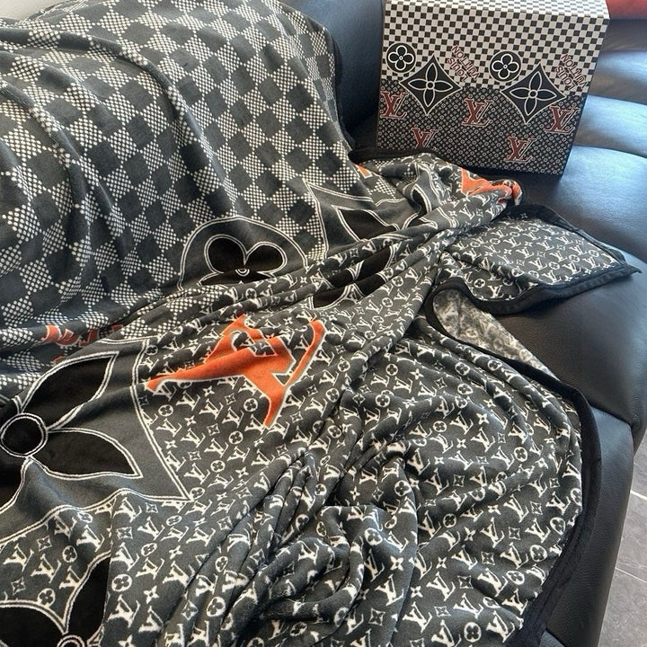 LV MONOGRAM BLANKET IN COLORFUL