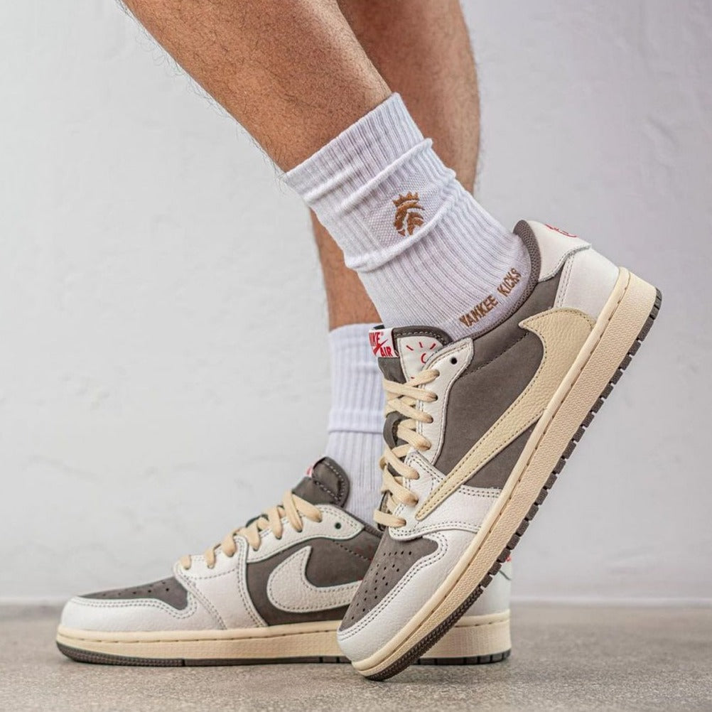 Jordan 1 Retro Low Travis Scott Reverse Mocha